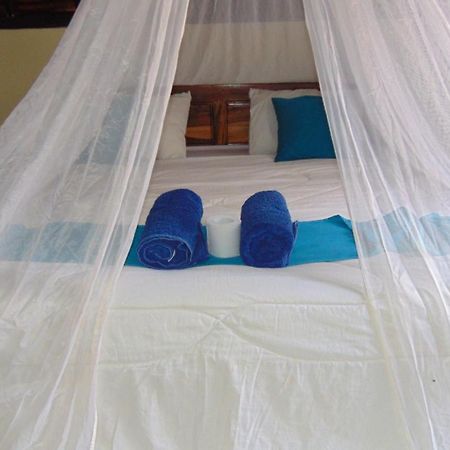 Sister Bungalow Hotel Gili Air Exterior photo