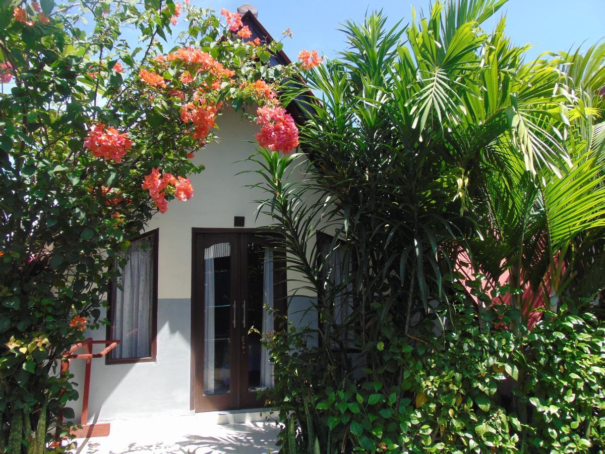 Sister Bungalow Hotel Gili Air Exterior photo